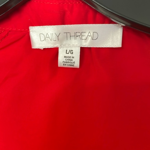 NWT Daily Thread Red Button Down Shirt. Large - Picture 3 of 6